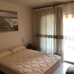 Salou Beach & Parking Apartment 살루
