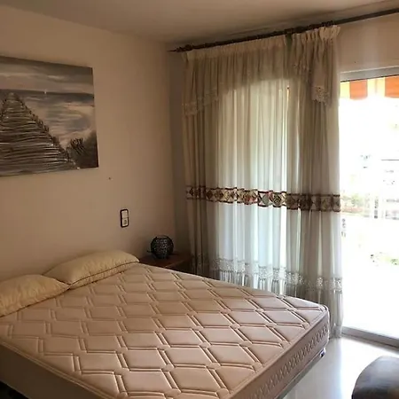 Salou Beach & Parking Apartment Salou